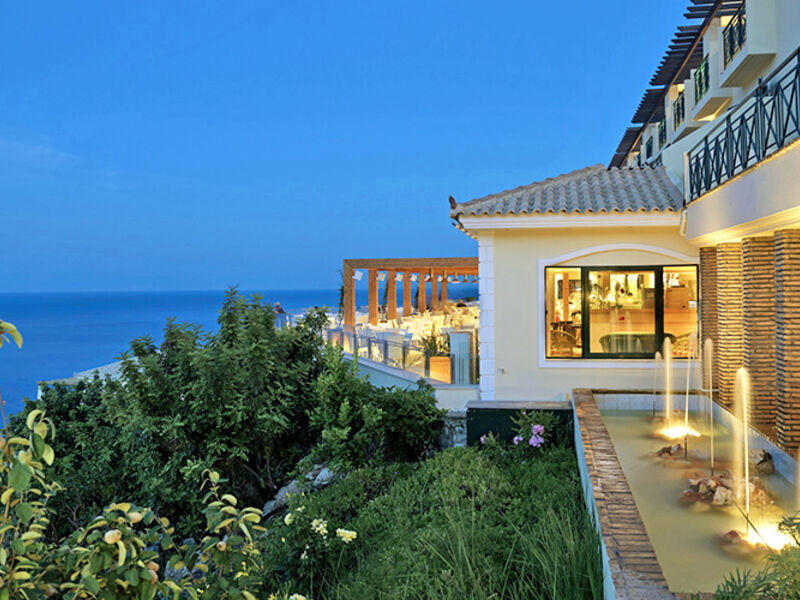 Apostolata Island Resort & Spa