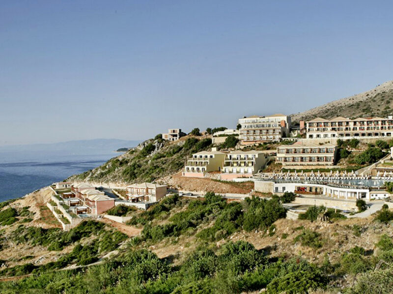 Apostolata Island Resort & Spa
