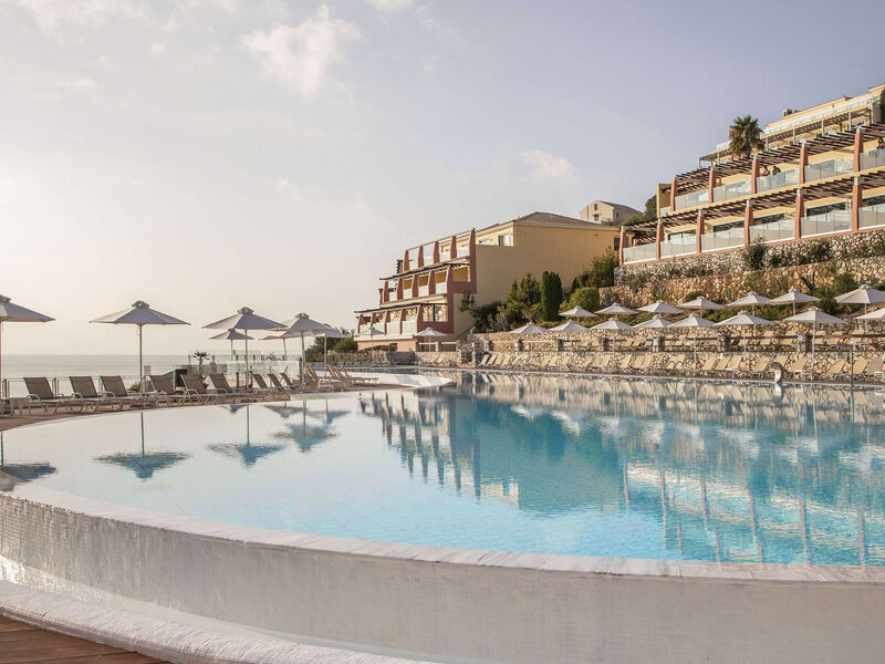 Apostolata Island Resort & Spa