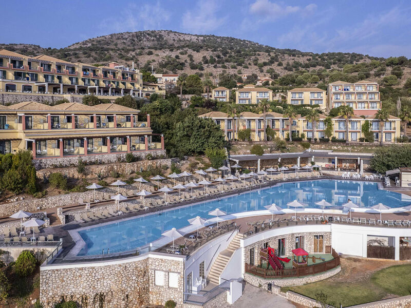 Apostolata Island Resort & Spa