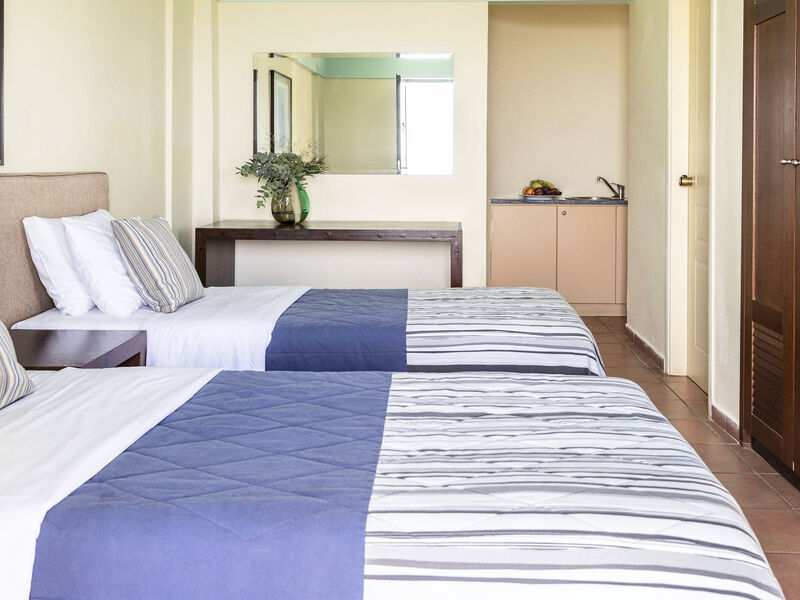 Apostolata Island Resort & Spa