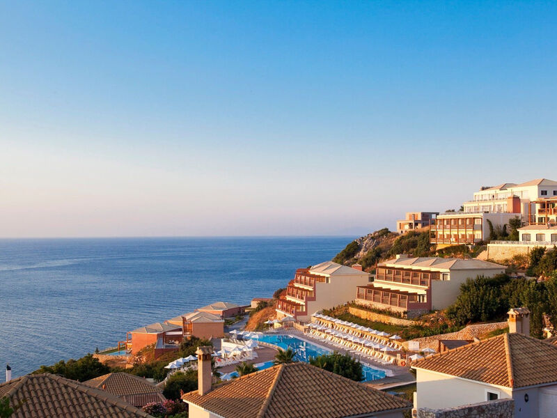 Apostolata Island Resort & Spa