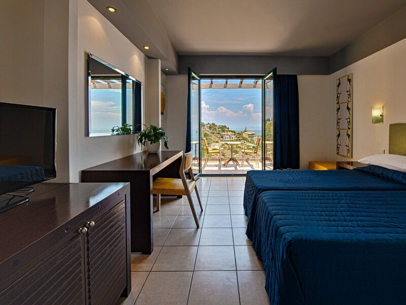 Apostolata Island Resort & Spa