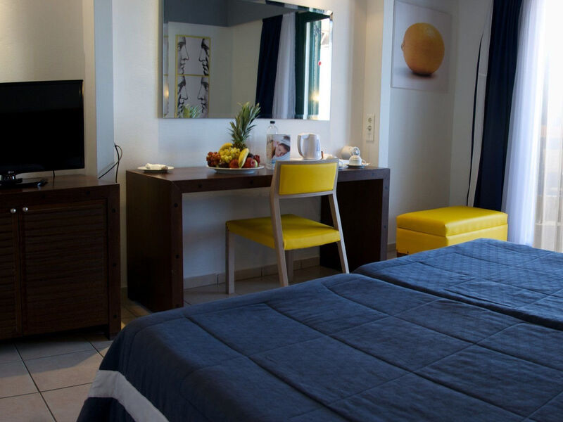 Apostolata Island Resort & Spa