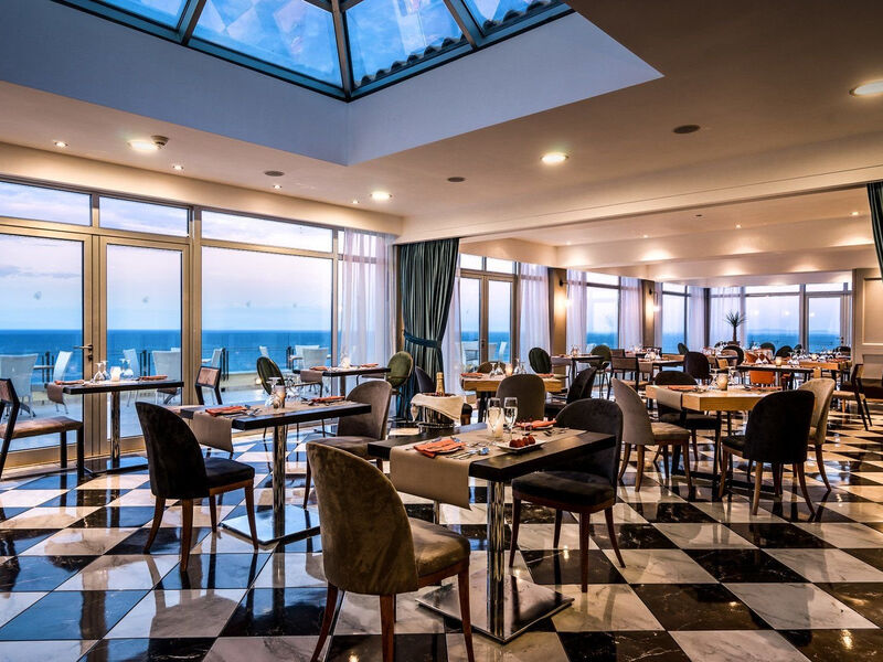 Apostolata Island Resort & Spa