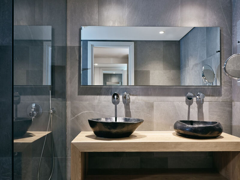 Aqua Bay Suites