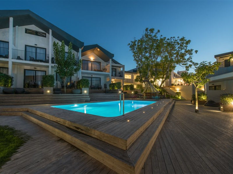 Aqua Bay