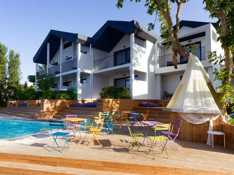 Aqua Bay