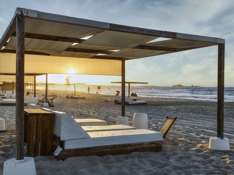 Aqua Heneish Beach