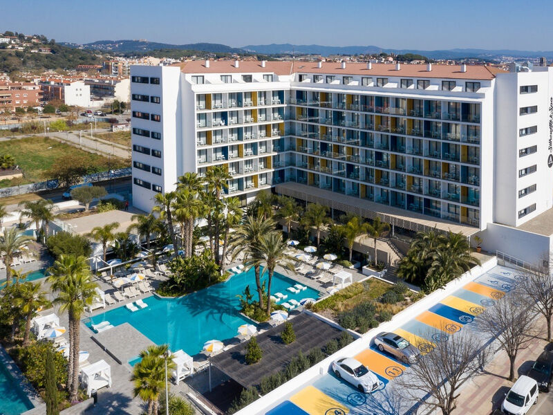 Aqua Hotel Silhouette & Spa