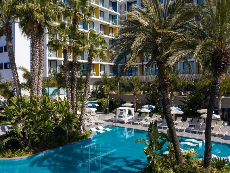Aqua Hotel Silhouette & Spa