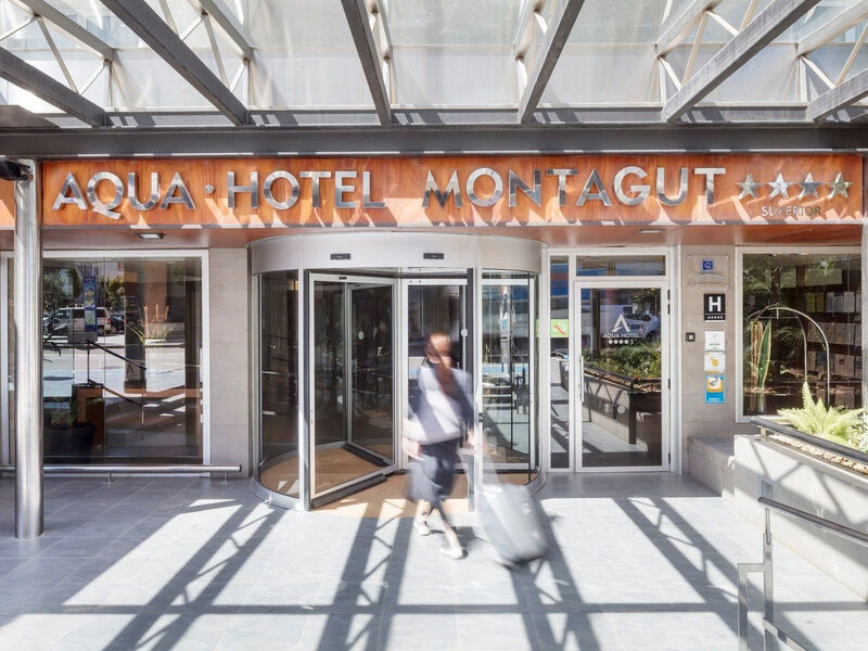 Aqua Hotel The Breeze