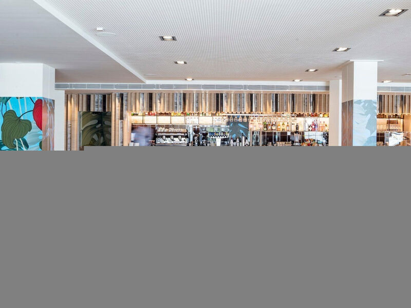 Aqua Hotel The Breeze