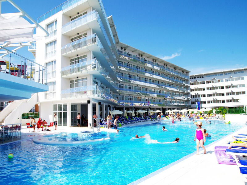 Aqua Nevis Clubhotel