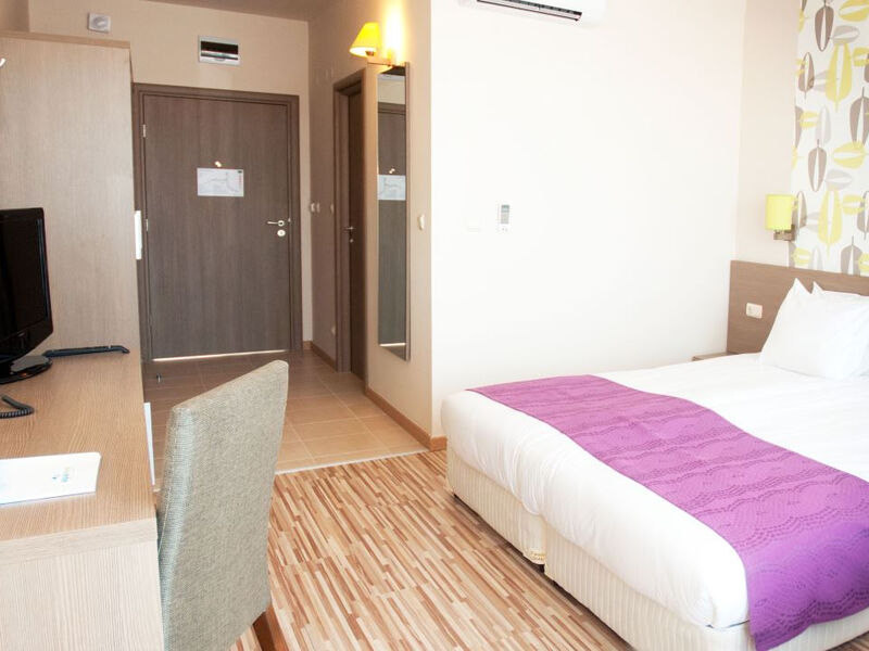 Aqua Nevis Clubhotel