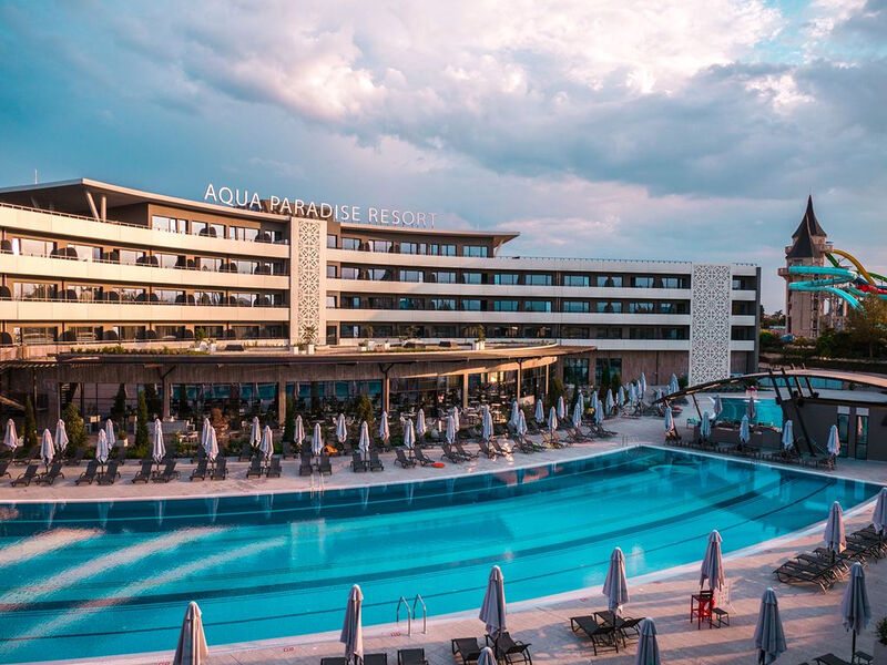 Aqua Paradise Resort