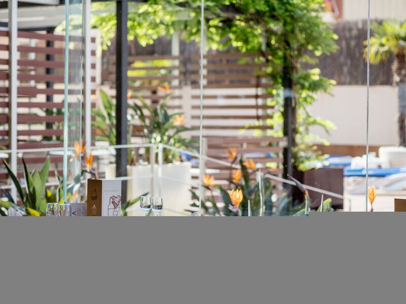 Aqua Promenade & Spa