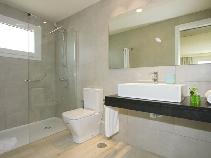 Aqua Suites