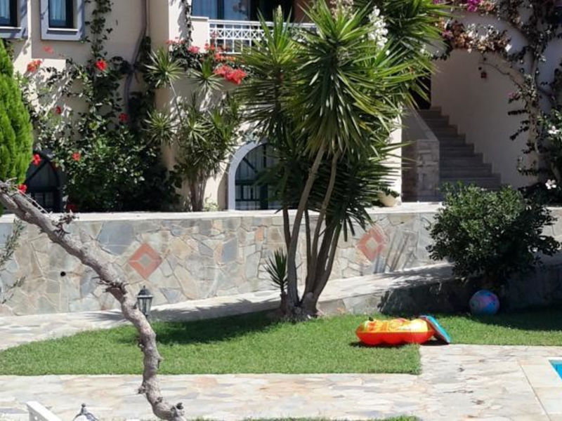 Aquarius Apartment