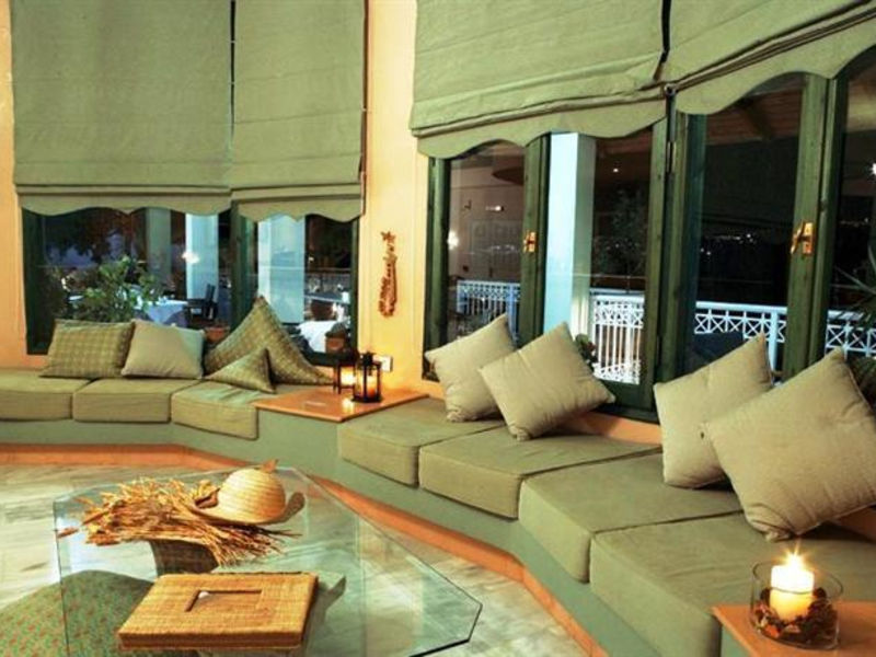 Aquarius Apartment