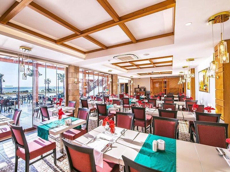 Aquasis De Luxe Resort & Spa