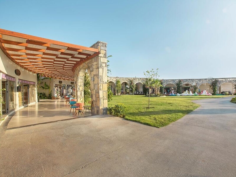 Aquasis Deluxe Resort and Spa