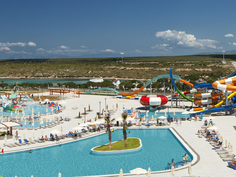 Aquasis Deluxe Resort
