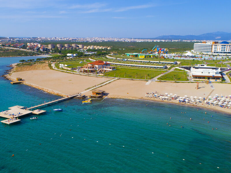 Aquasis Deluxe Resort