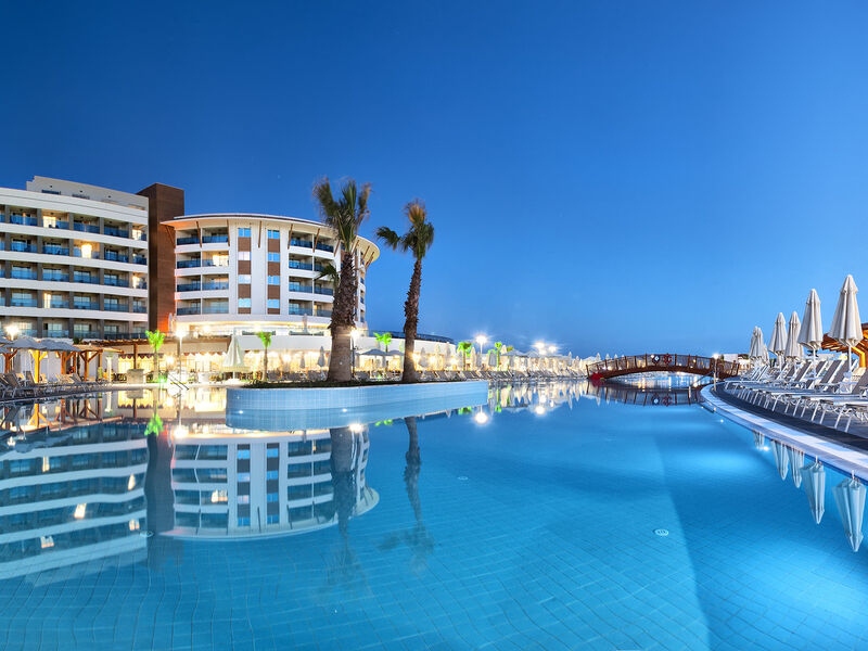 Aquasis Deluxe Resort