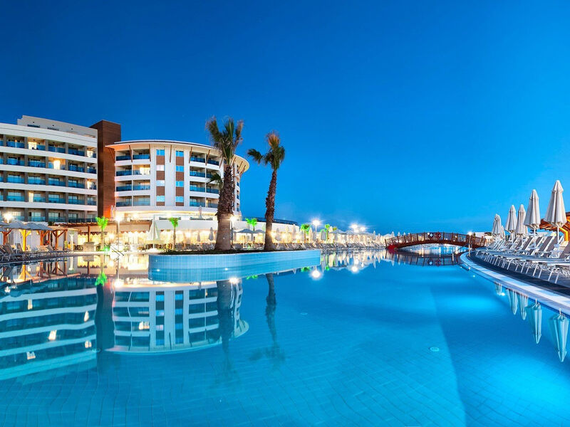 Aquasis Deluxe Resort