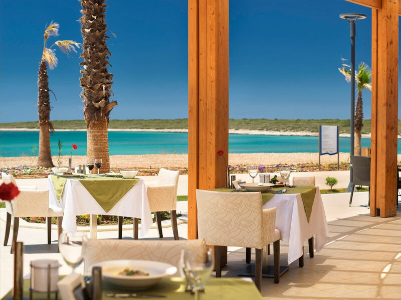 Aquasis Deluxe Resort