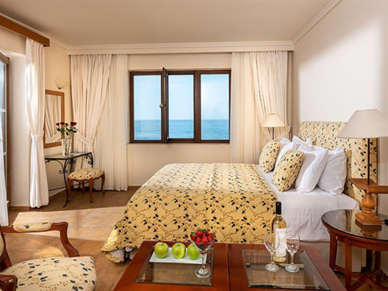 Aquila Rithymna Beach