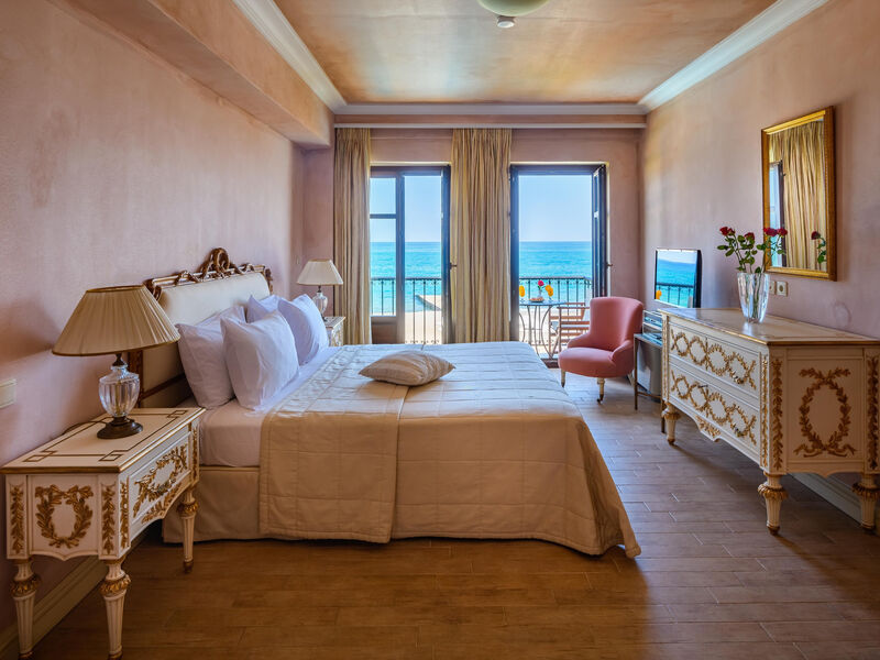 Aquila Rithymna Beach