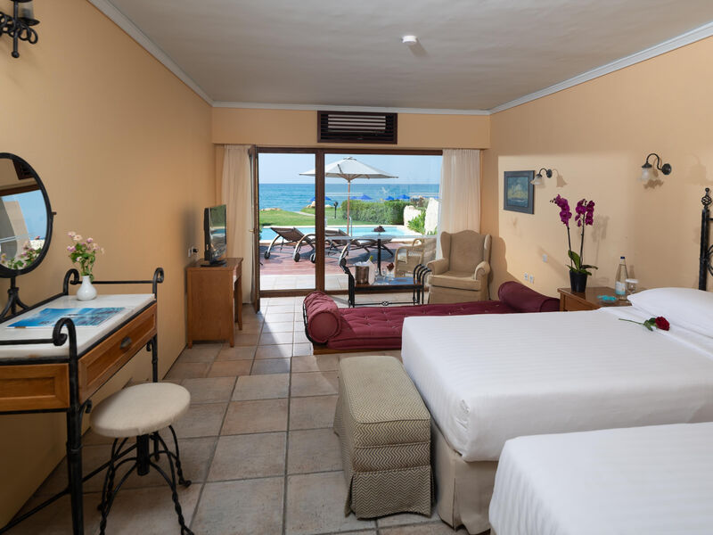 Aquila Rithymna Beach