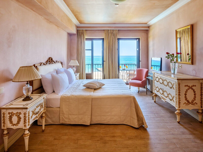 Aquila Rithymna Beach