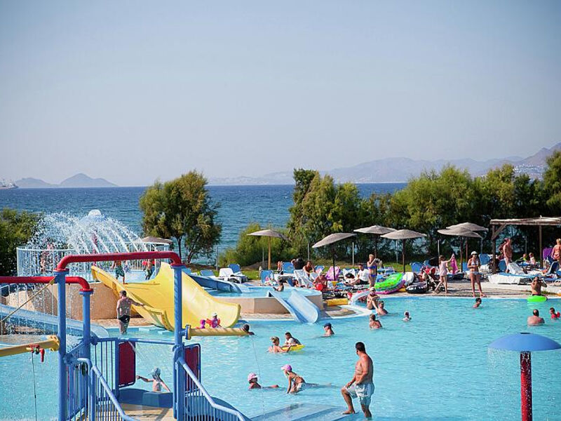 Aquis Marine Resort & Waterpark