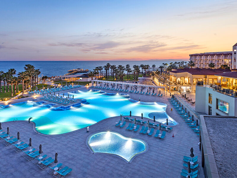 Arcanus Side Resort