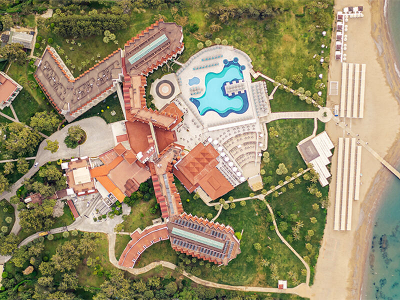 Arcanus Side Resort