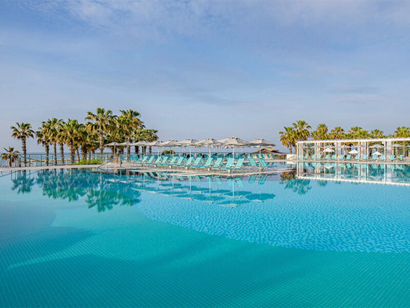 Arcanus Side Resort