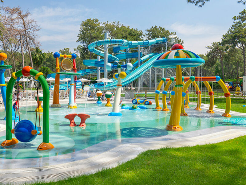 Arcanus Side Resort