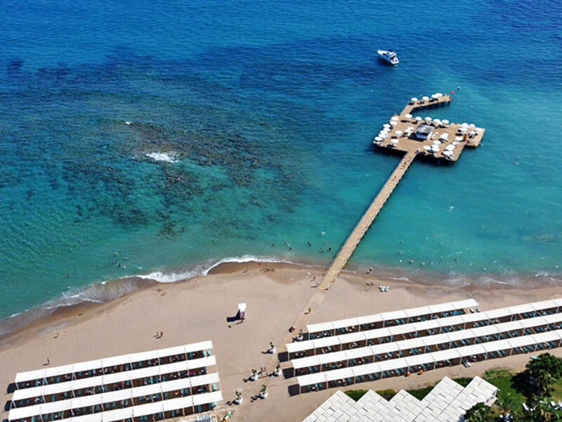 Arcanus Side Resort