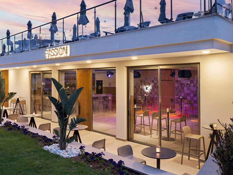 Arcanus Side Resort