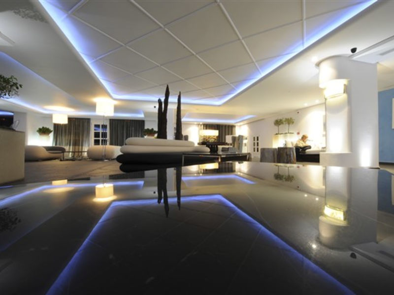 Aressana Spa Hotel & Suites