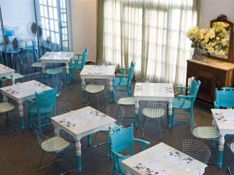 Aressana Spa Hotel & Suites