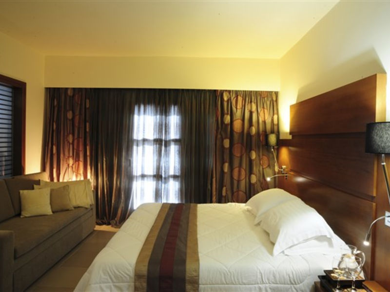 Aressana Spa Hotel & Suites