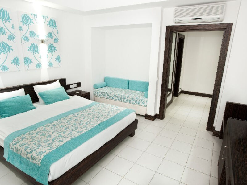 Aria Claros Beach and Spa