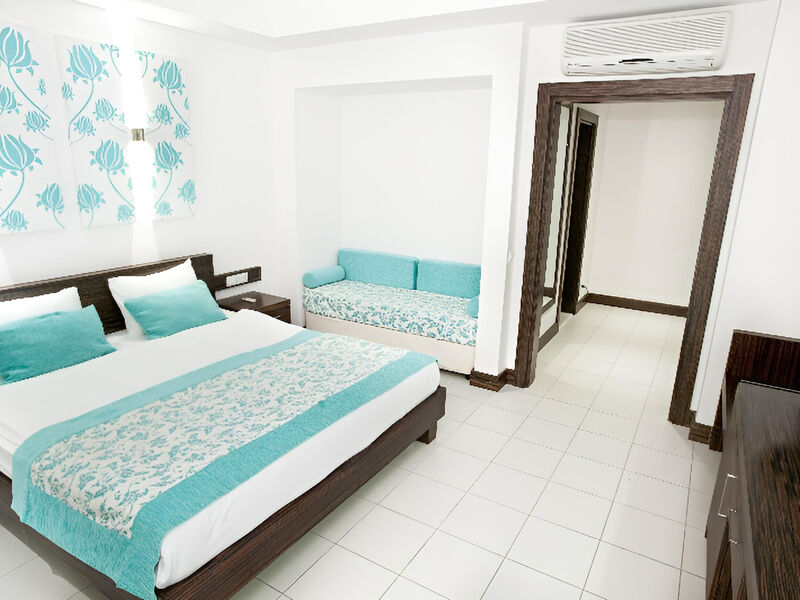 Aria Claros Beach and Spa