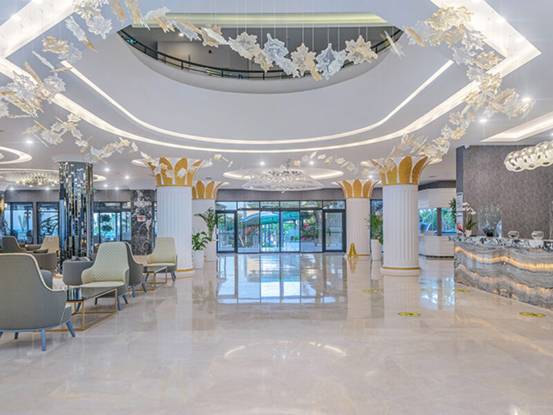Aria Resort & Spa