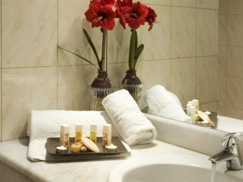Ariti Grand