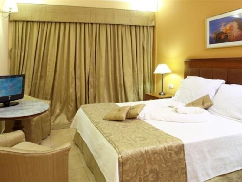 Ariti Grand